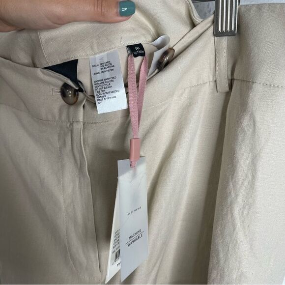 Alex Marie Linen Shorts Neutral Size 16 - Picture 3 of 4